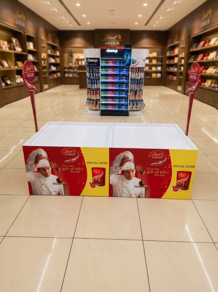 استاند Lindt في موقع استراتيجي